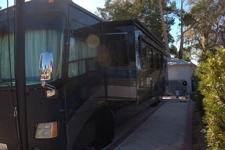 2006 Thor Motor Coach FOUR WINDS MANDALAY 40G in silver springs FL
