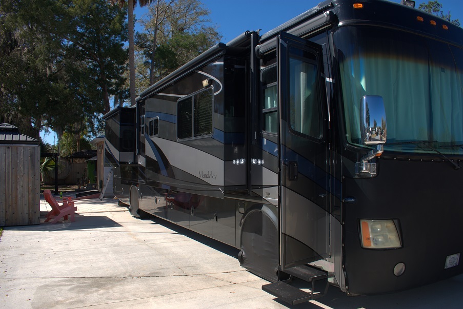 Thor Motor Coach Four Winds Mandalay Pop Up Campers for sale - RV Trader