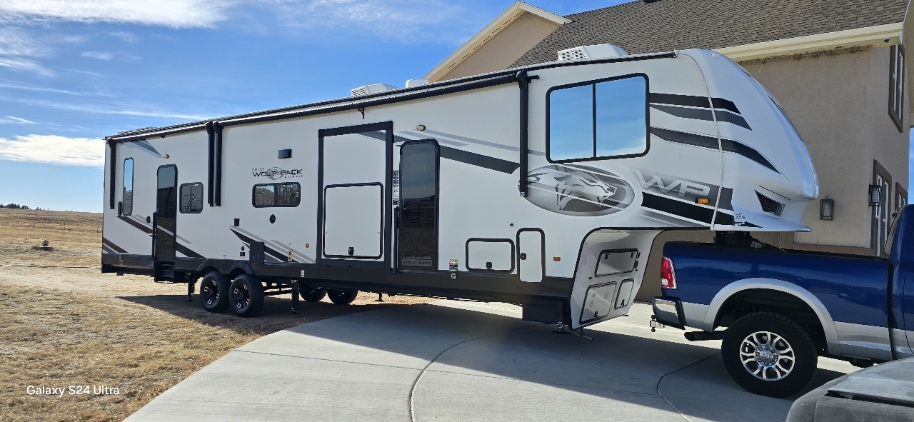 2024 Forest River CHEROKEE WOLF PACK DIAMOND 4500PACK14 RV