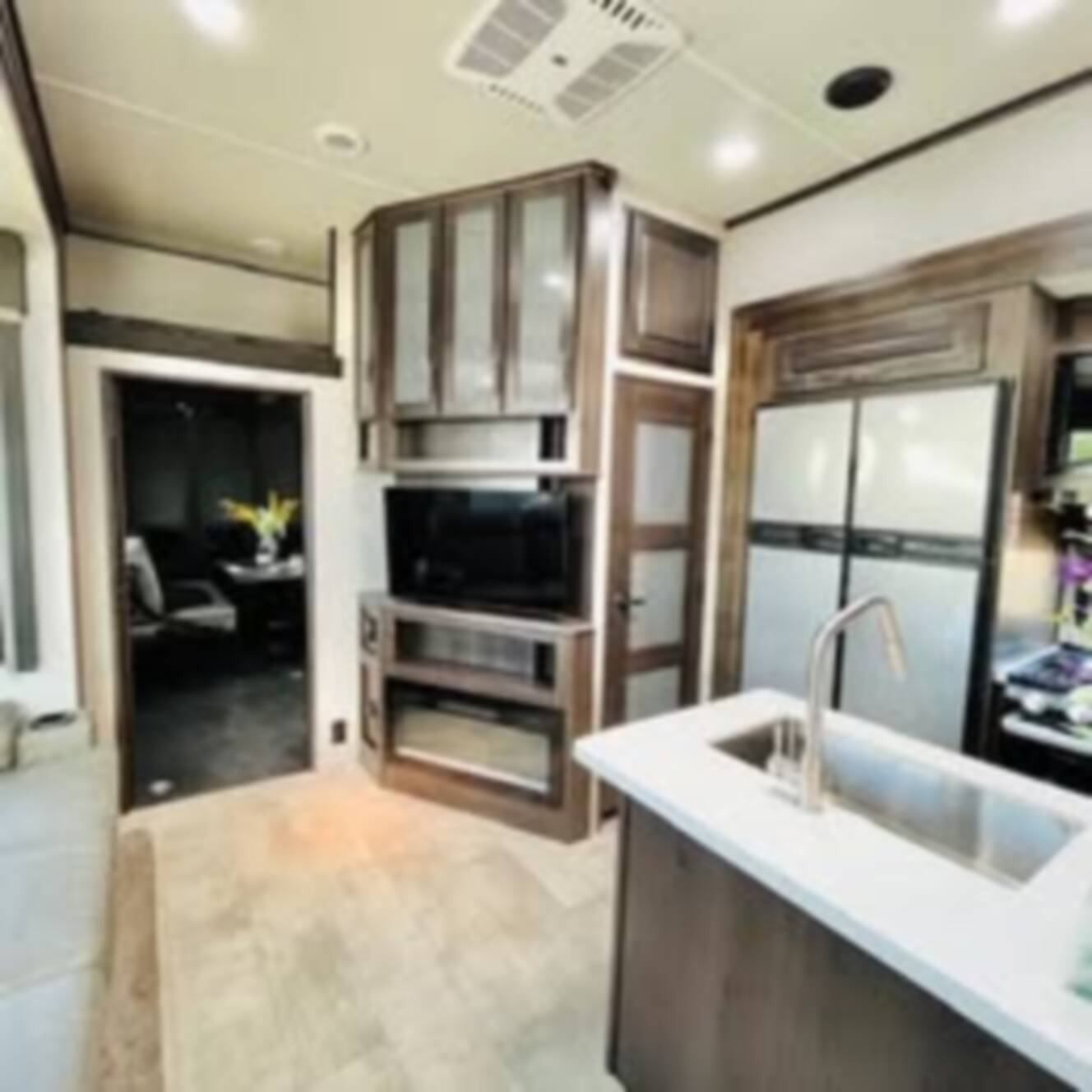 A photo of this 2023 Grand Design MOMENTUM 320G