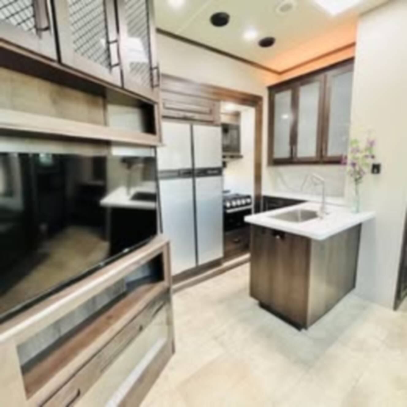 A photo of this 2023 Grand Design MOMENTUM 320G