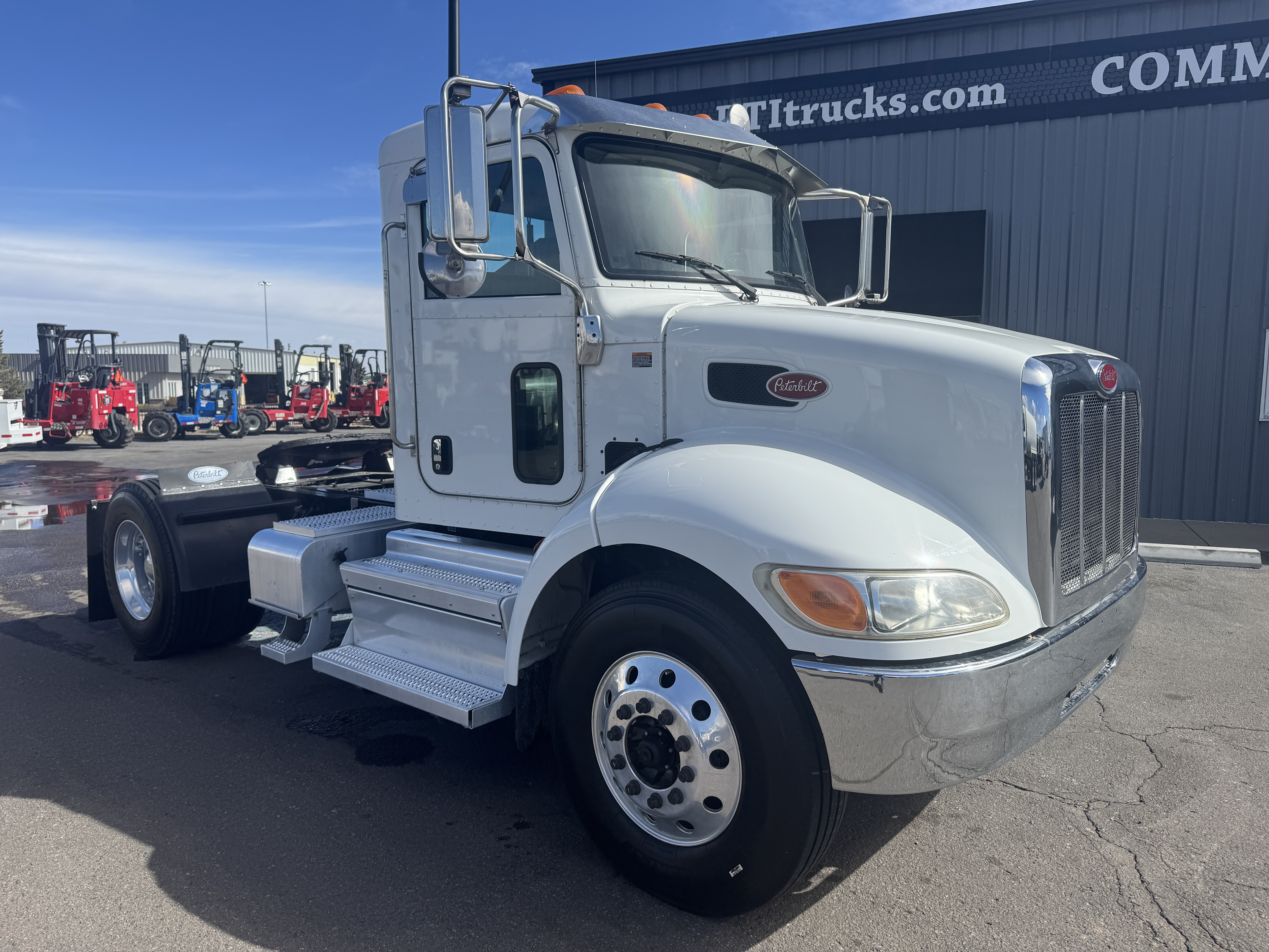 2021 PETERBILT 337 in Wheat Ridge, CO