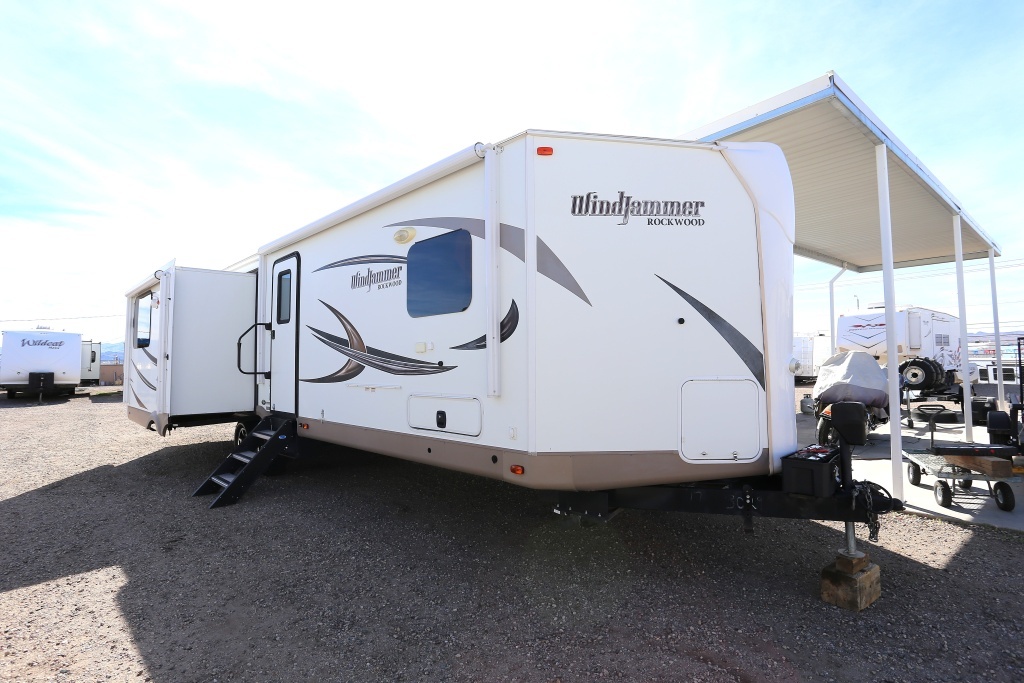 2017 Forest River ROCKWOOD WINDJAMMER 3029W in lake havasu city AZ