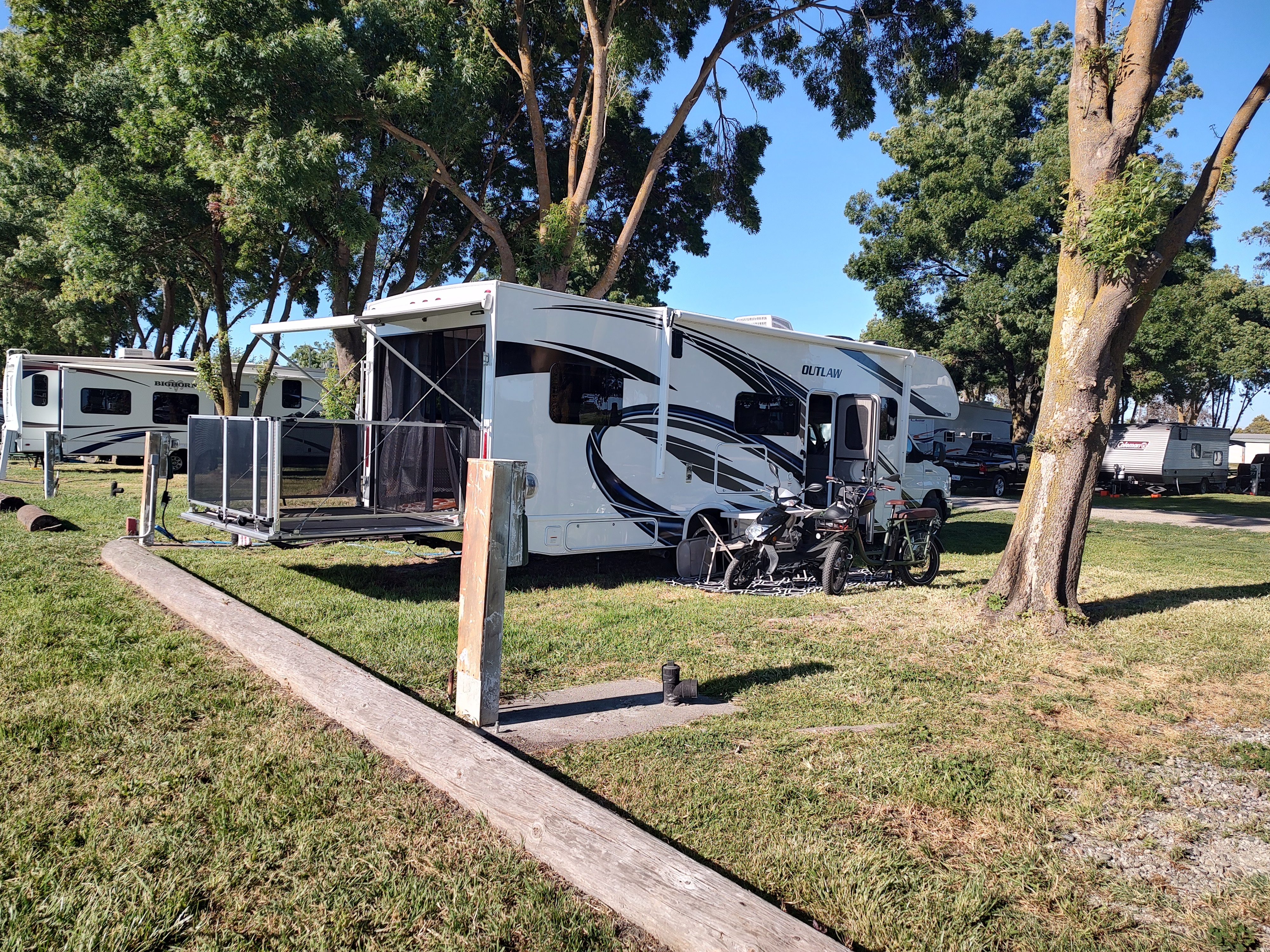 2022 Thor Motor Coach OUTLAW 29J in oakley CA