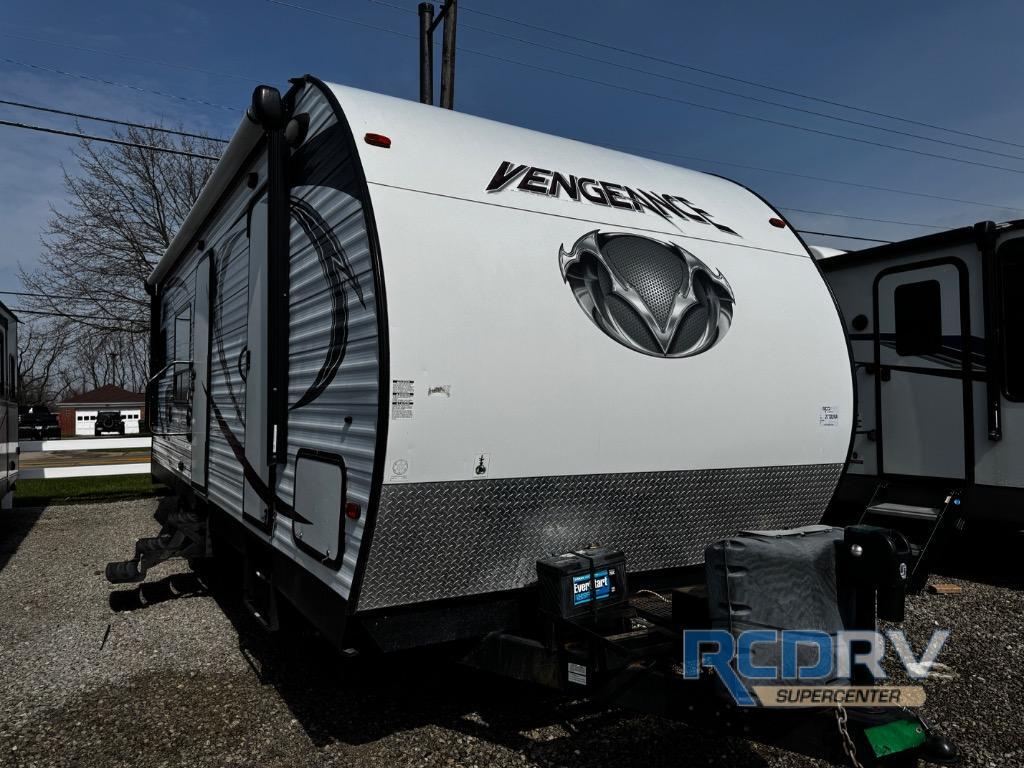 2013 Forest River Rv Cherokee Vengeance 25V Super Sport in north ridgeville OH