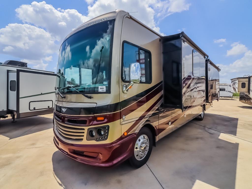 2018 Fleetwood Rv Southwind 36P in katy TX
