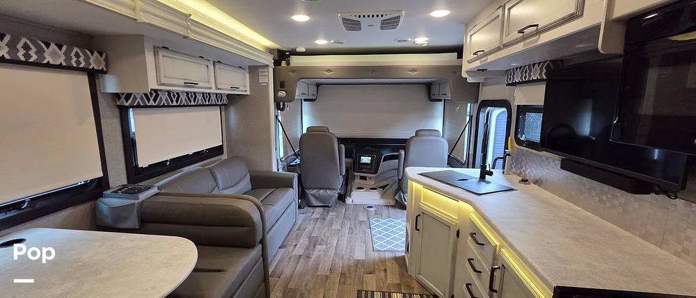 2021 Entegra Vision 31V in atoka OK