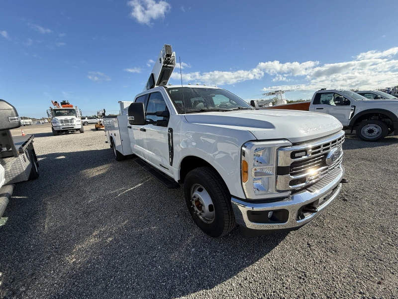 2023 FORD F350
