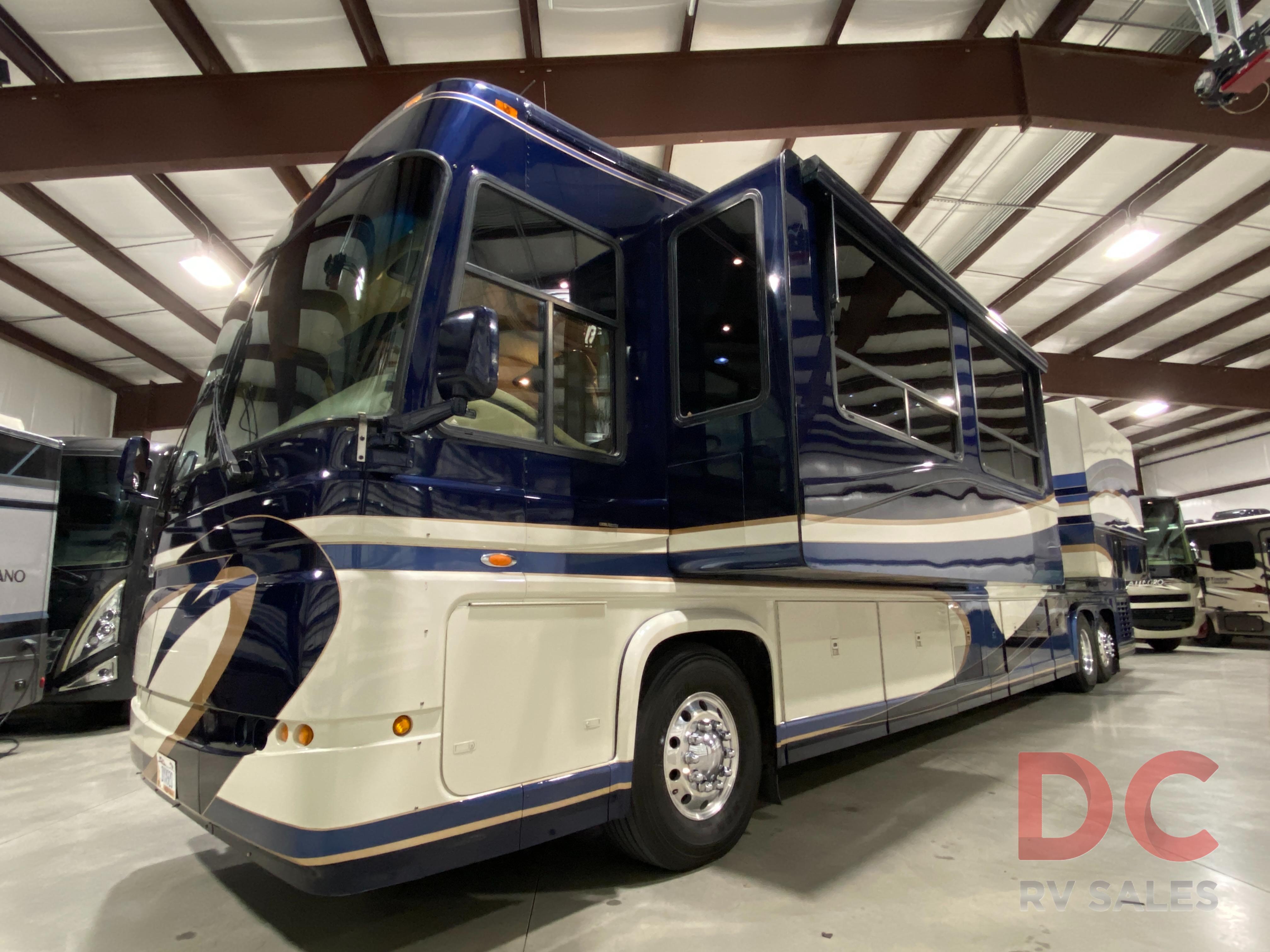 2003 Newell Coach QUAD SLIDE Class A Diesel Motorhome - Diesel Pusher RV