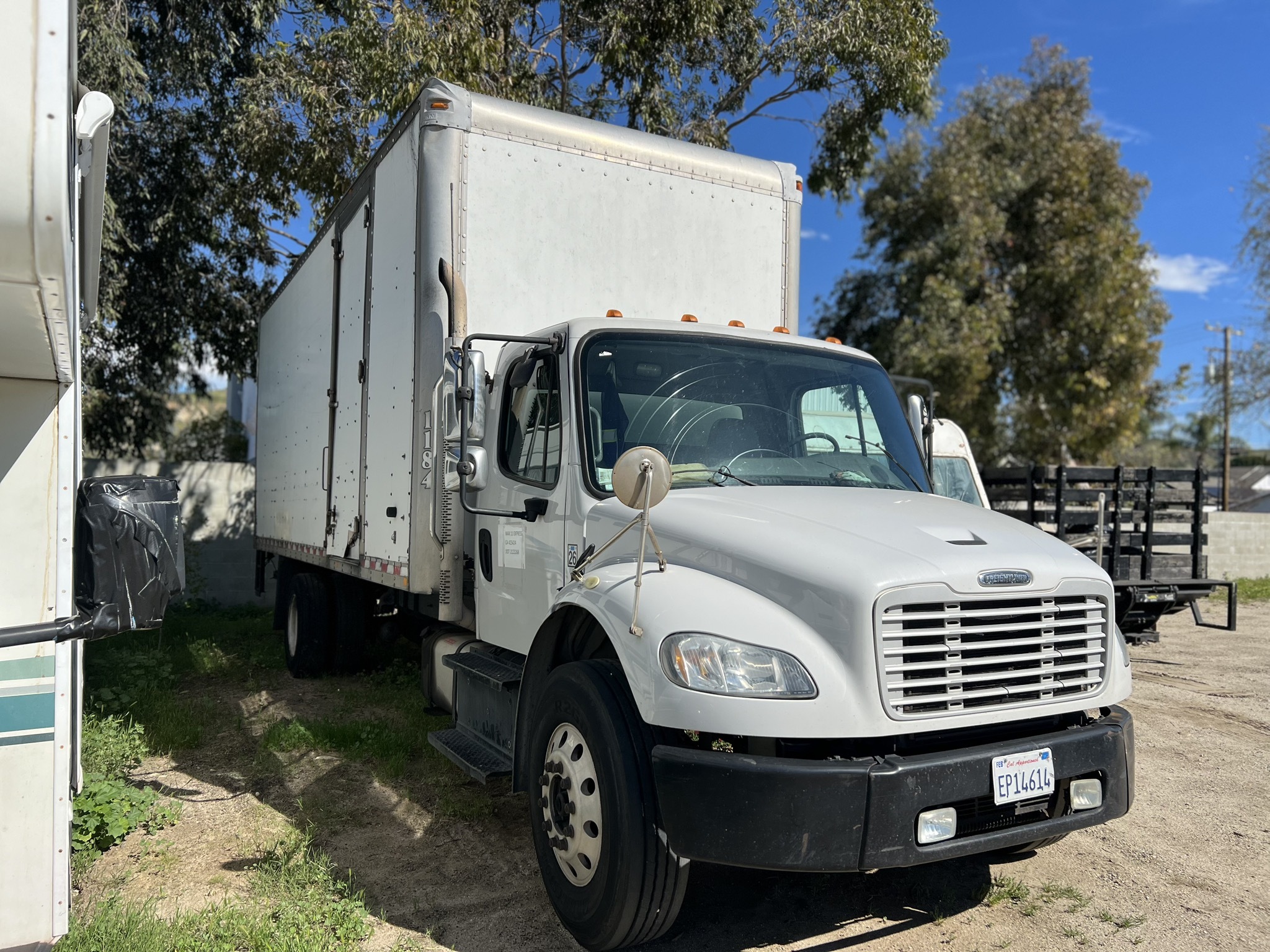 2015 FREIGHTLINER BUSINESS CLASS M2 106 in Santa Clarita, CA
