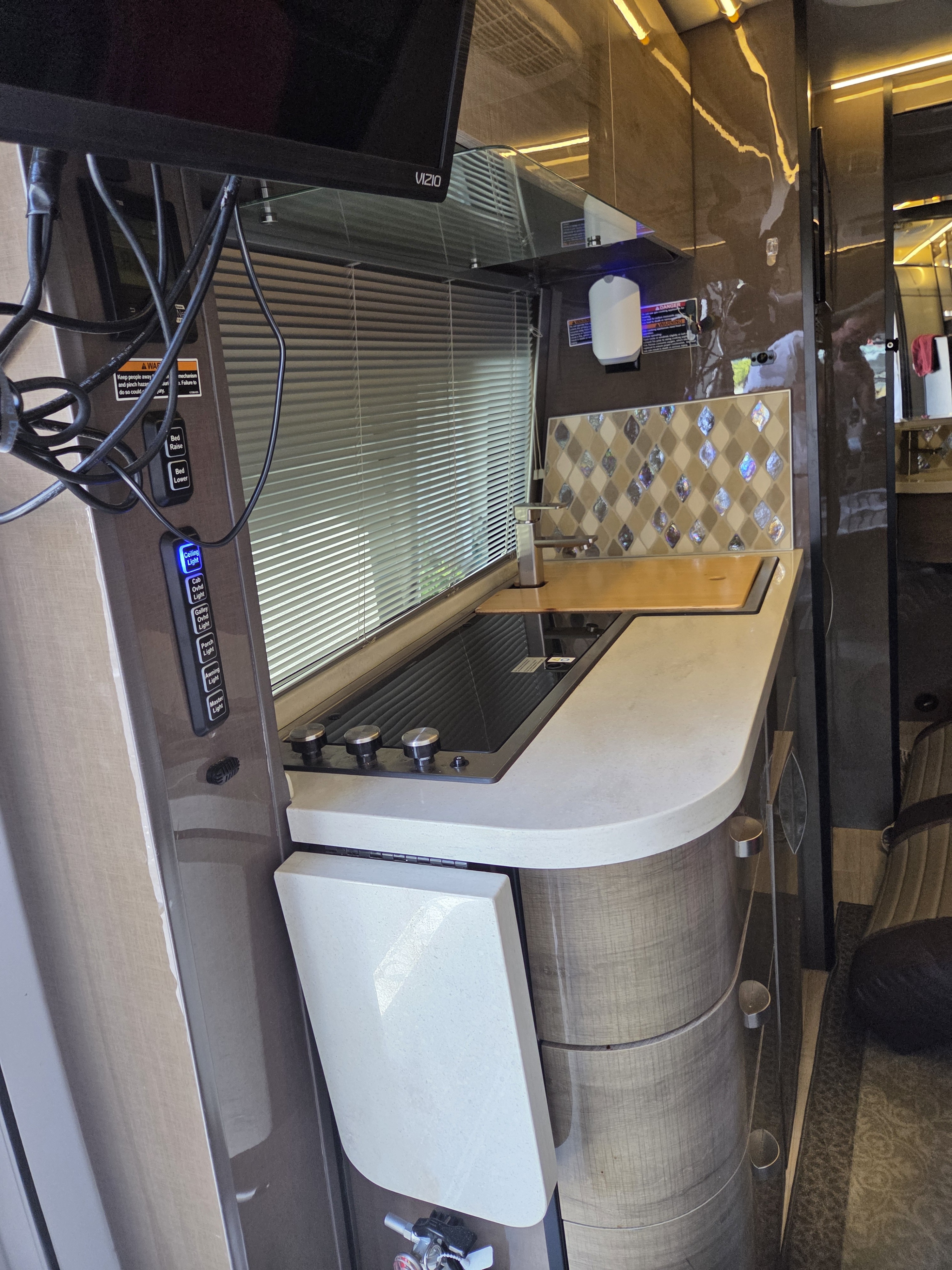2019 Winnebago ERA 170M RV