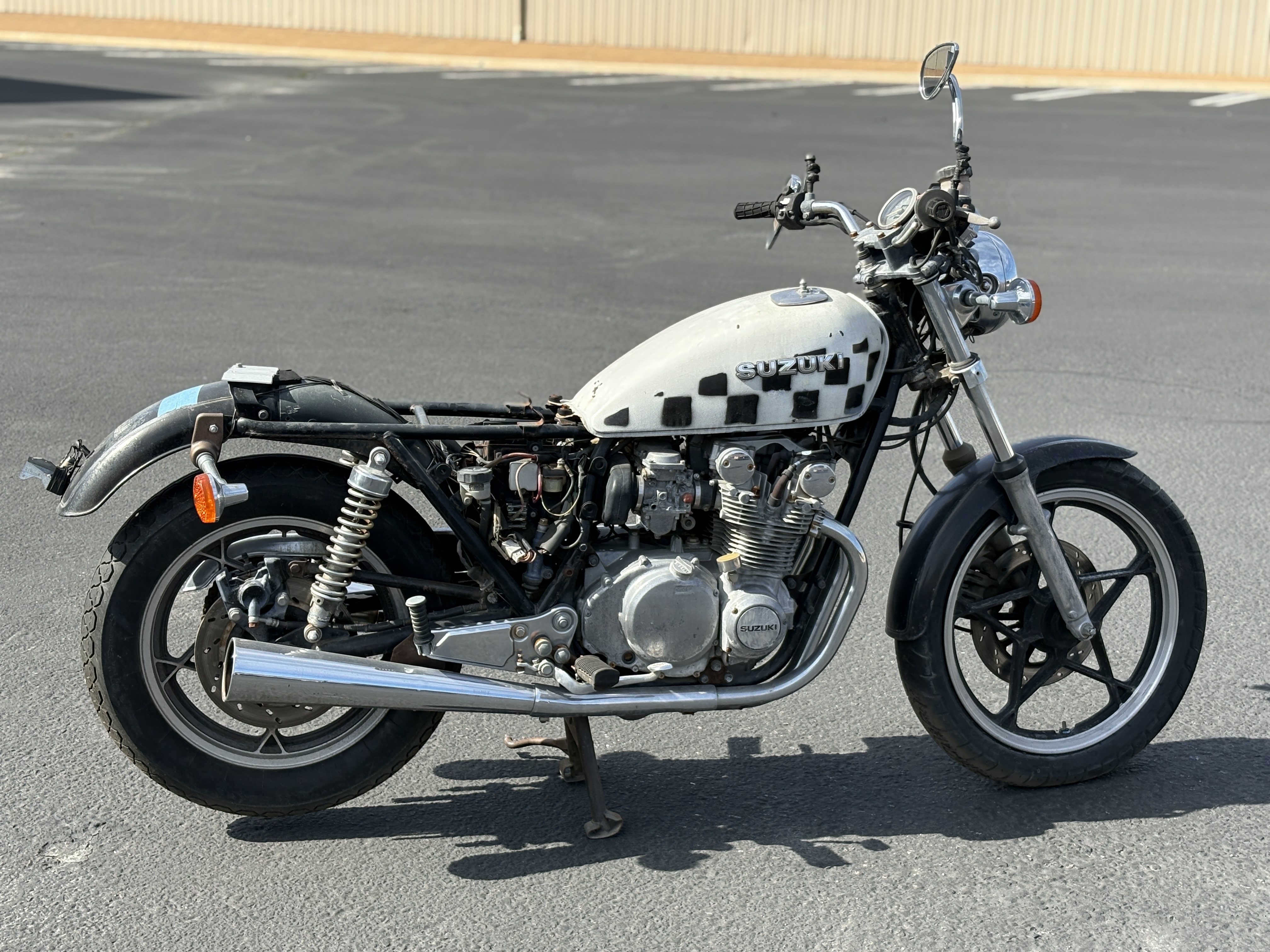 1981 Suzuki GS 550 550 in Fontana, CA