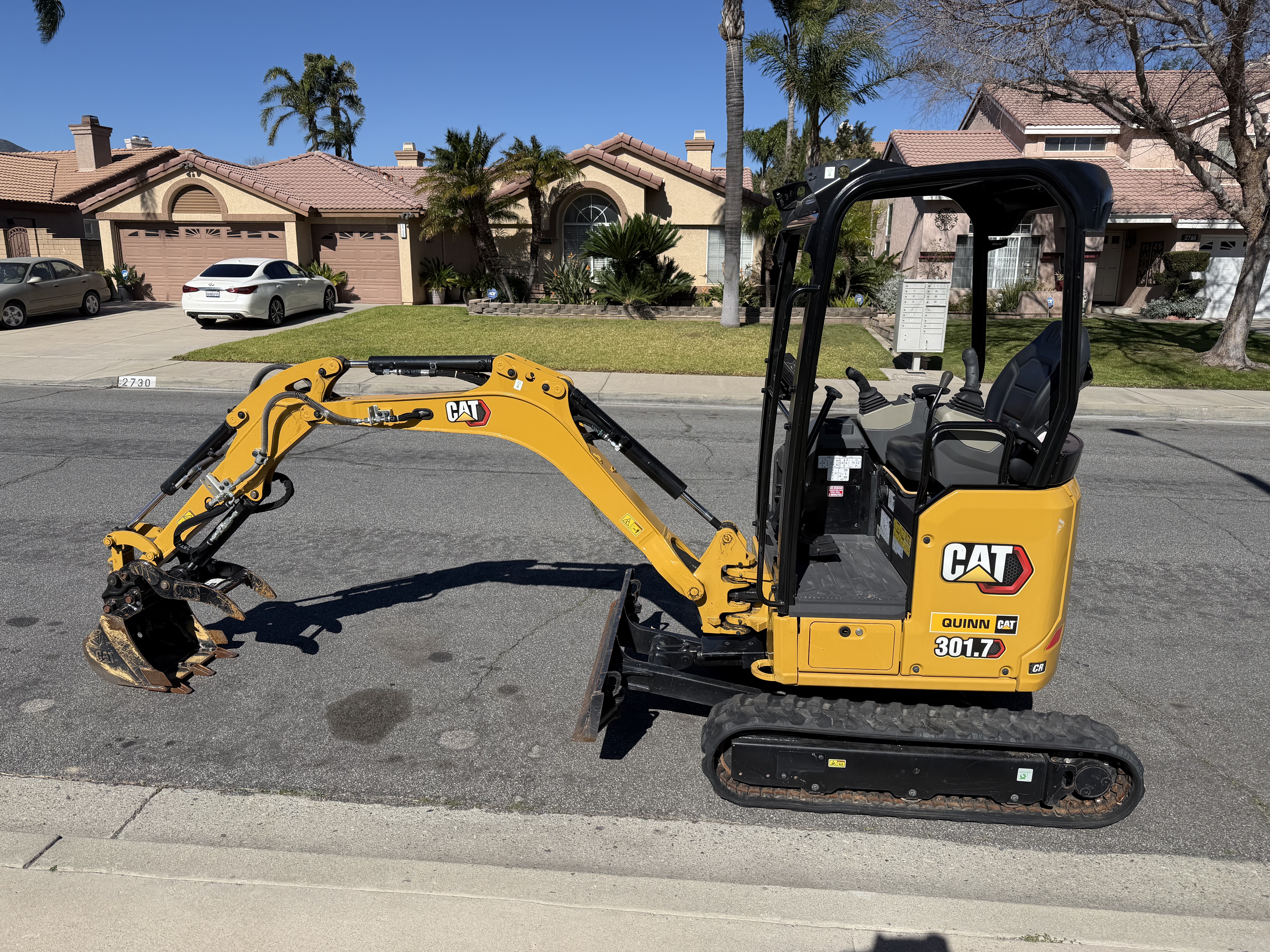 2023 CATERPILLAR 3017 in Rialto, CA