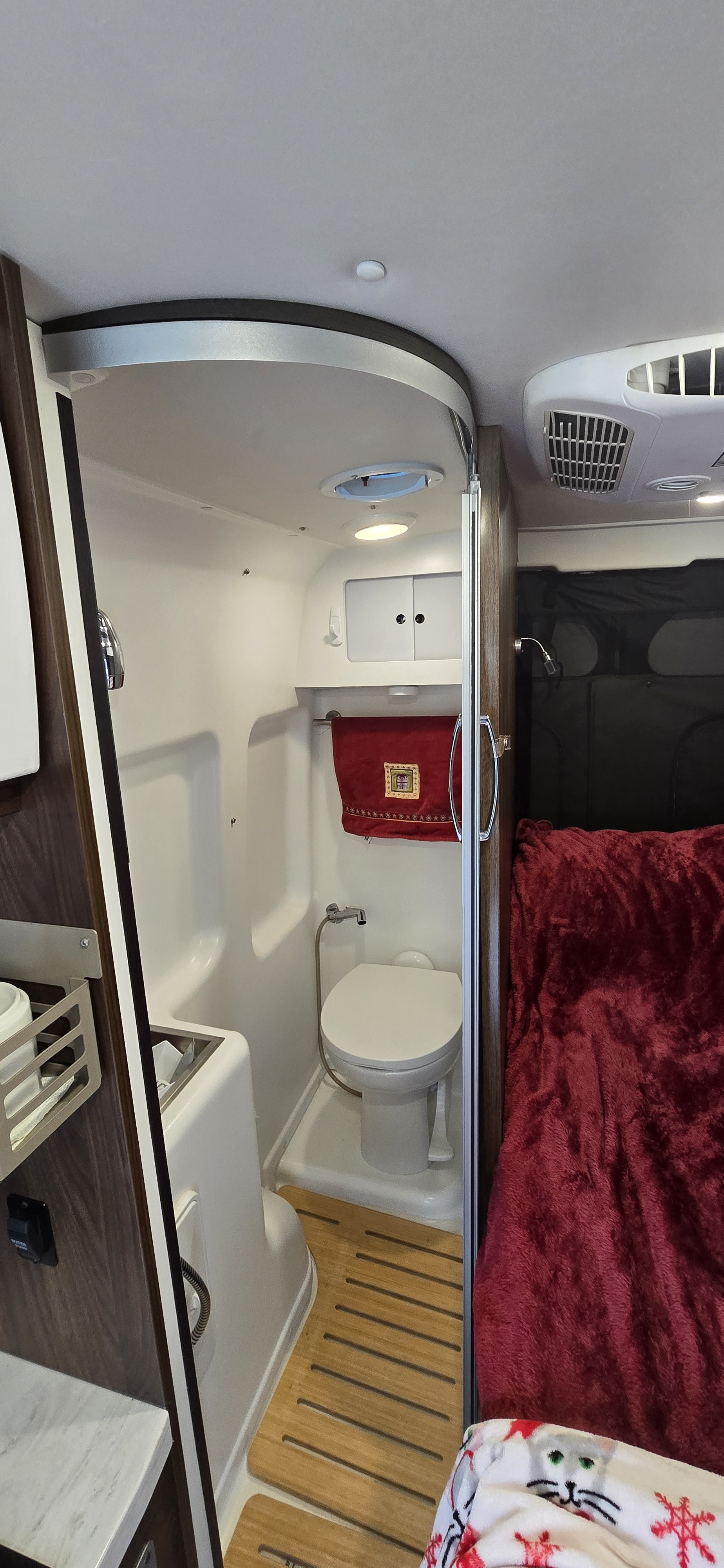 2022 Winnebago TRAVATO 59GL in the woodlands TX