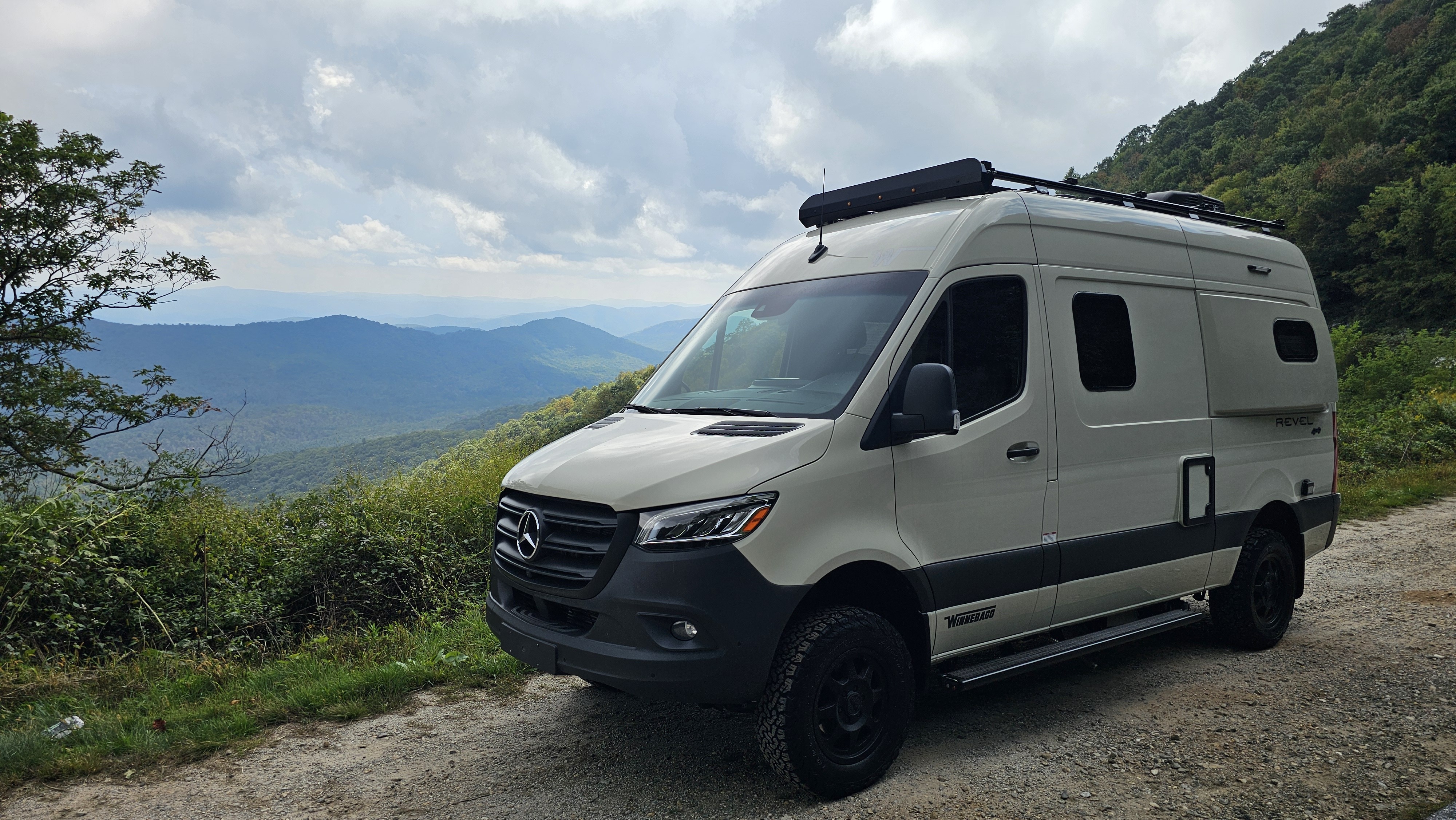 2023 Winnebago REVEL 44E RV