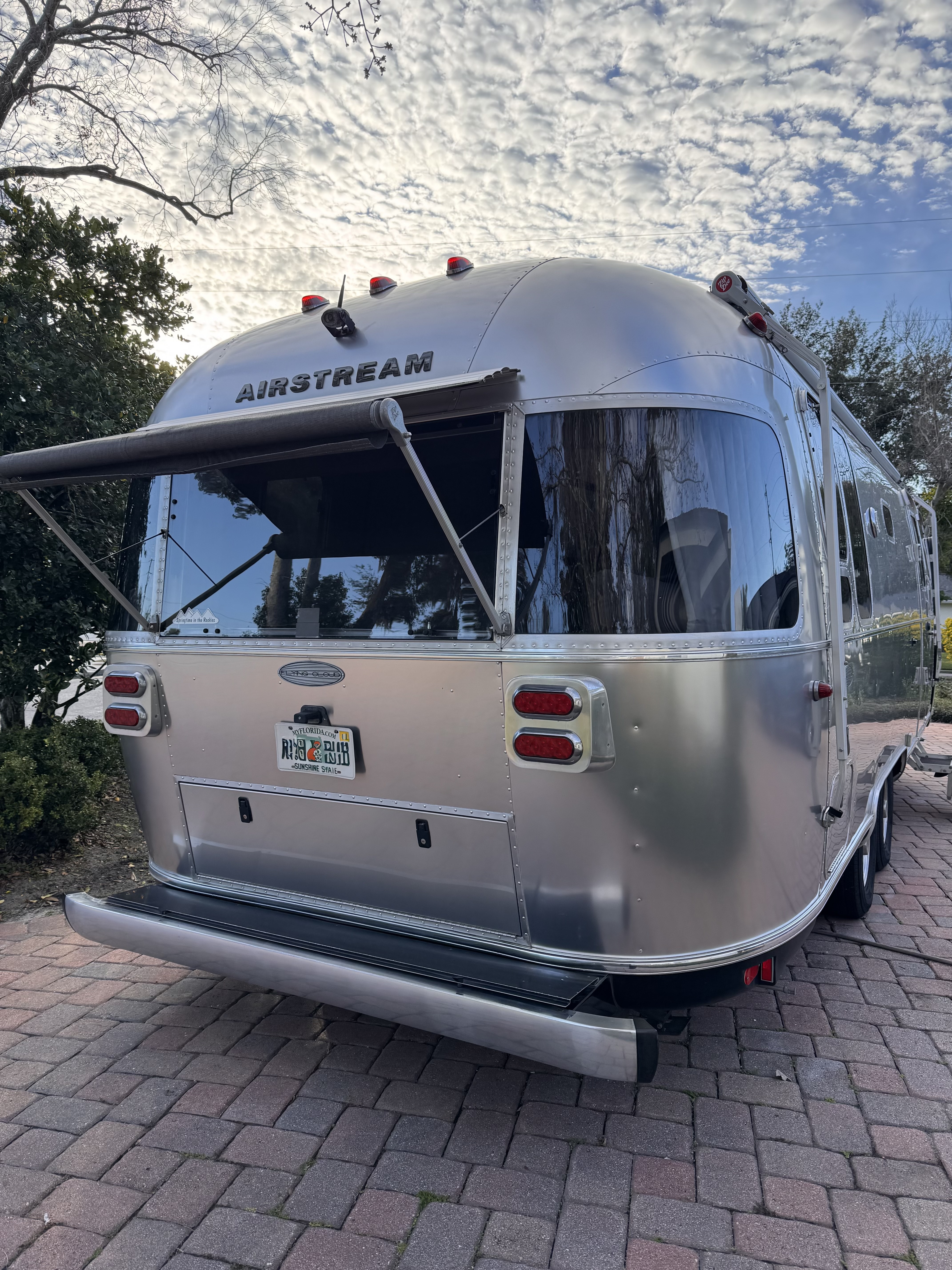 2018 Airstream FLYING CLOUD 26RB TWIN in maitland FL