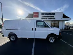 2025 GMC SAVANA 2500 V6 GAS