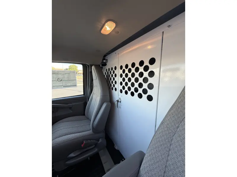 2025 GMC SAVANA 2500 V6 GAS