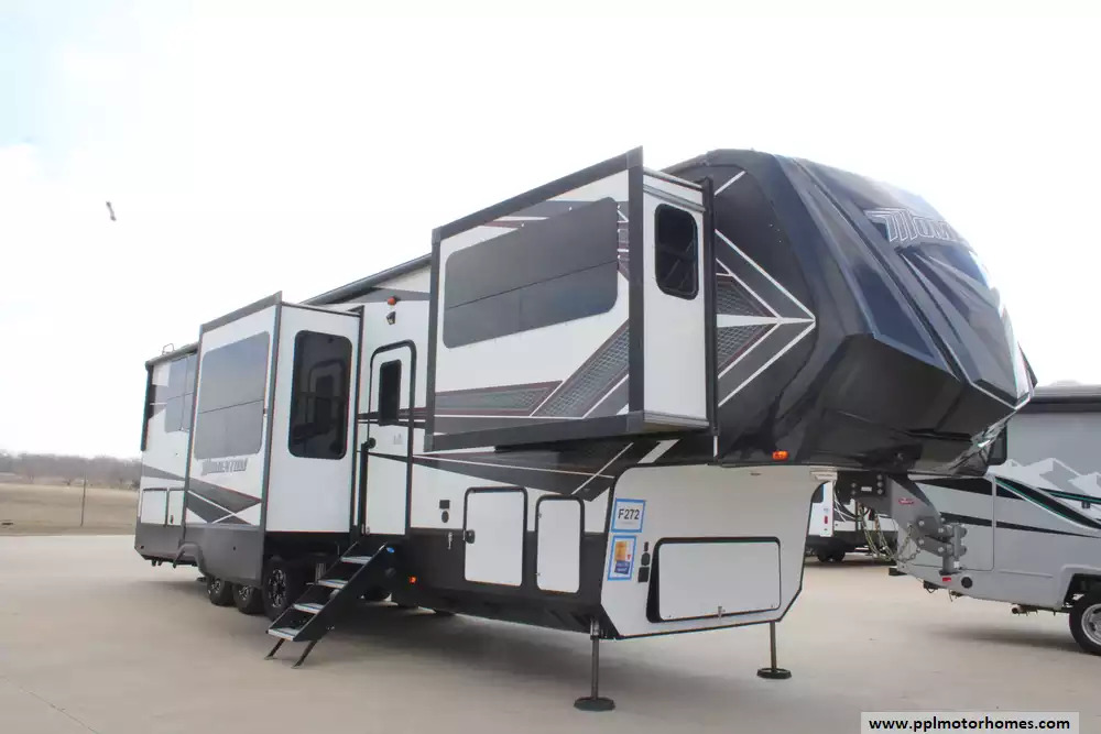 2019 Grand Design Momentum 376TH in cleburne TX