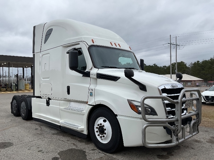 2022 FREIGHTLINER CASCADIA 126 in Tuscaloosa, AL