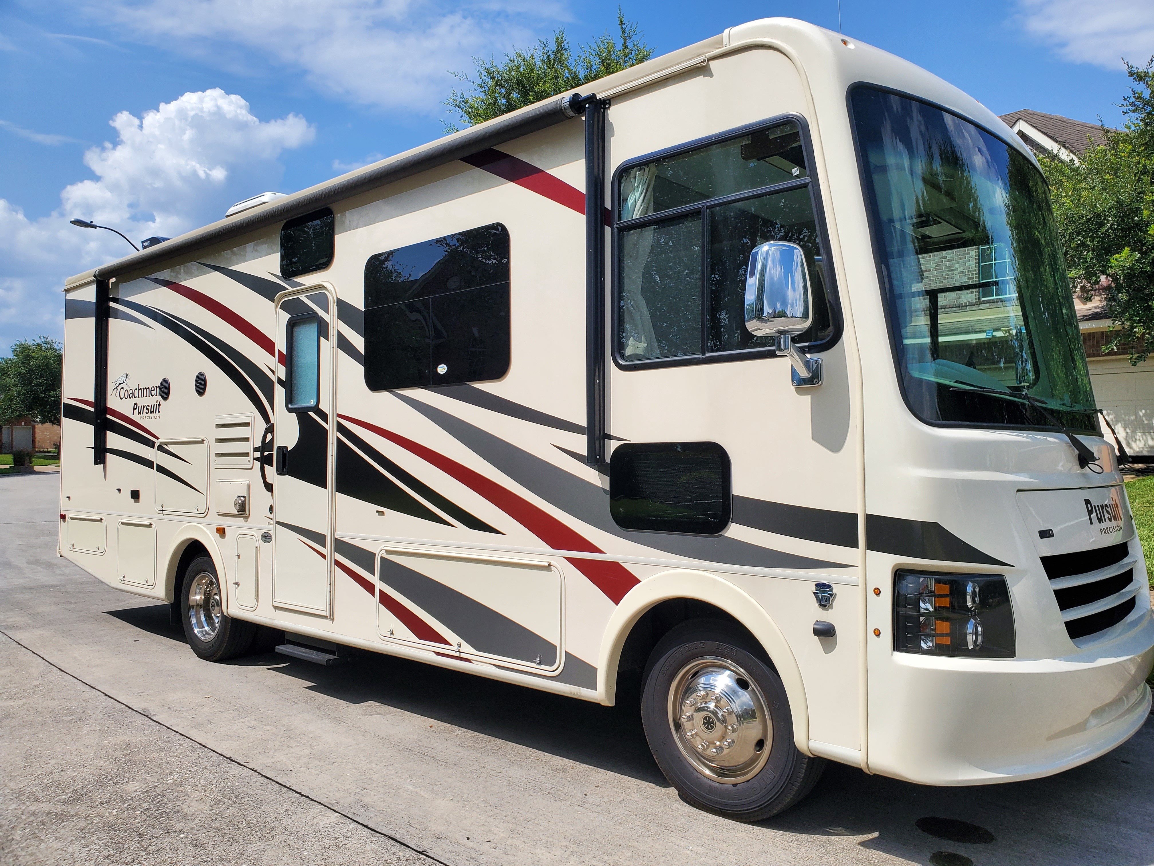 2018 Coachmen PURSUIT PRECISION 27DS in willis TX