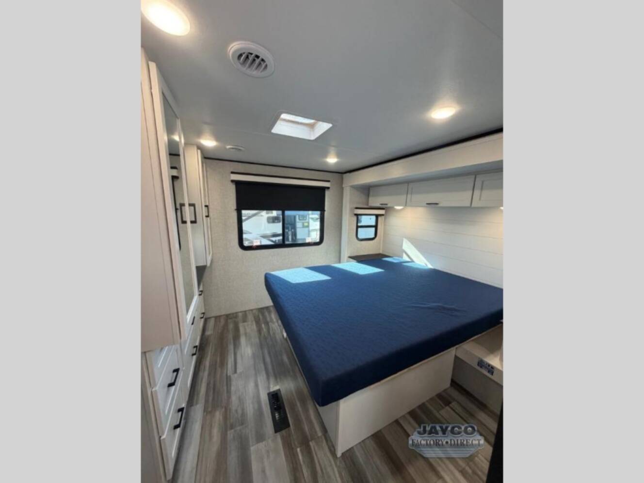 A photo of this 2025 Jayco Jay Feather 26FK