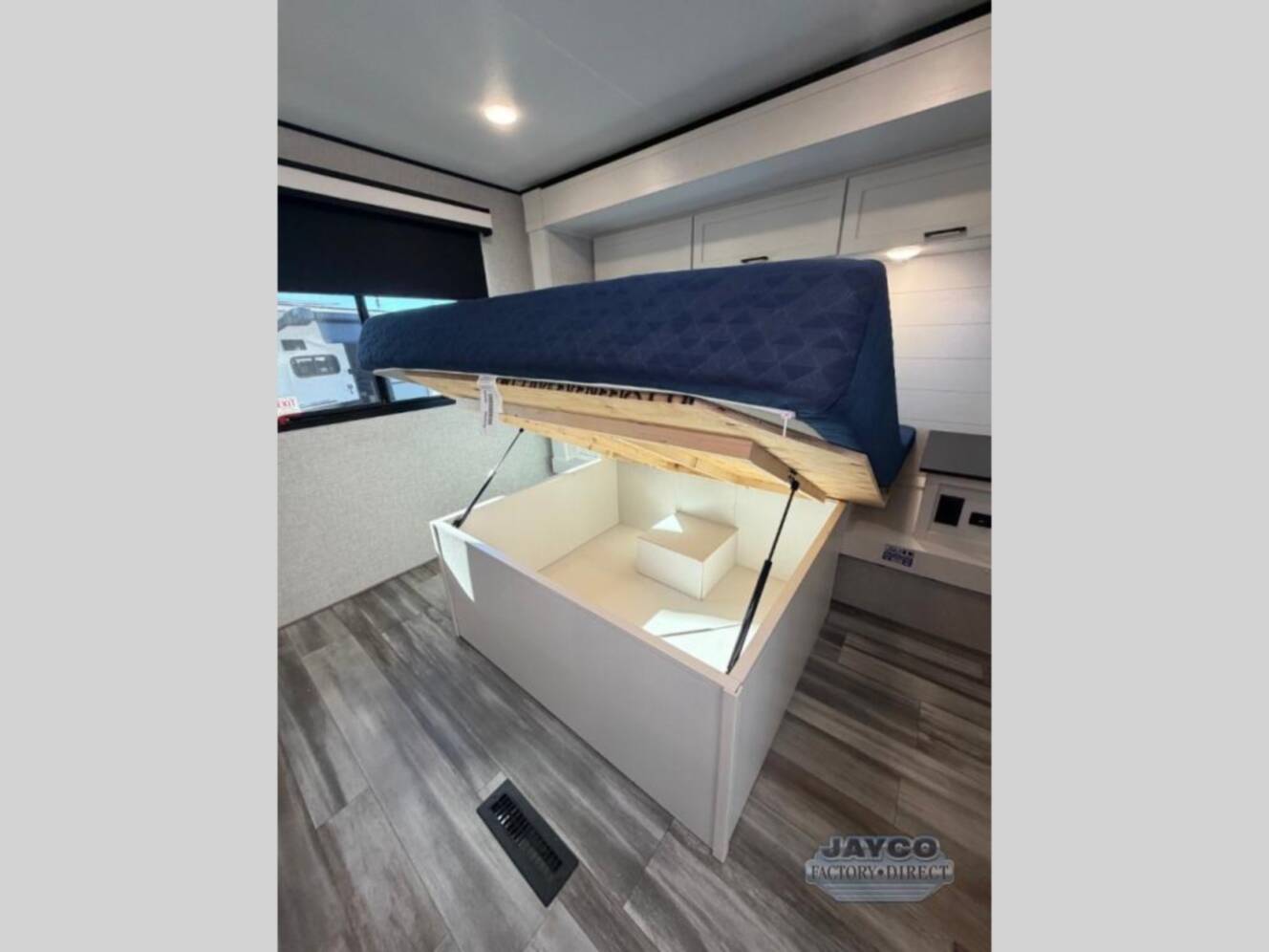 A photo of this 2025 Jayco Jay Feather 26FK