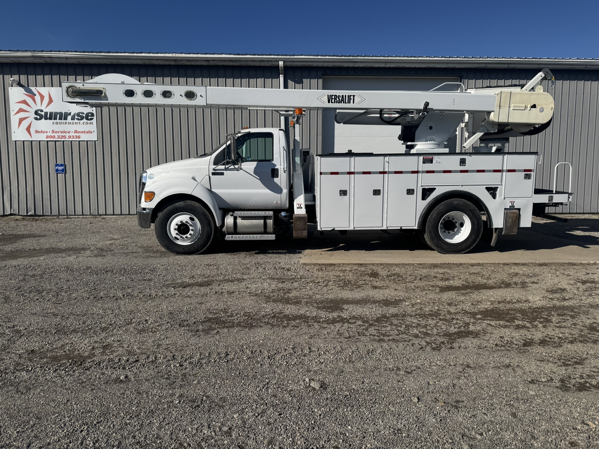 2015 FORD F750 in Canton, OH