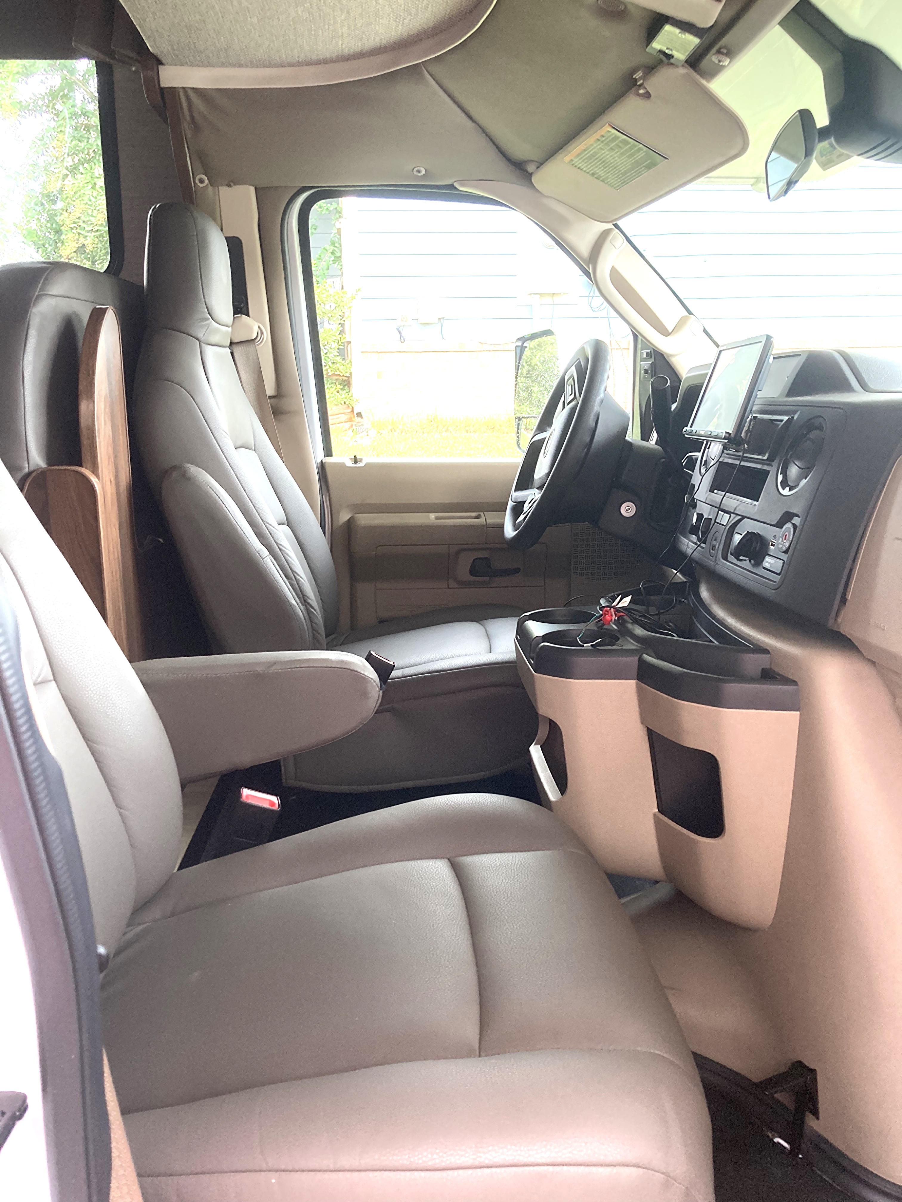 2021 Winnebago MINNIE WINNIE 22M in lewes DE