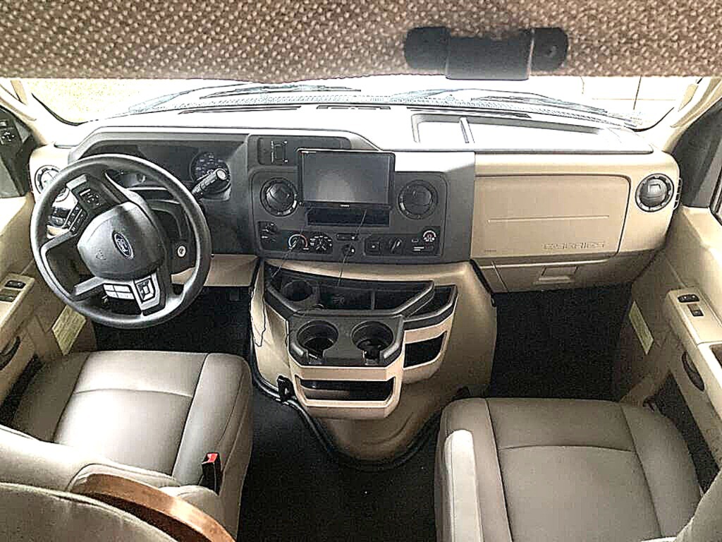 2021 Winnebago MINNIE WINNIE 22M in lewes DE