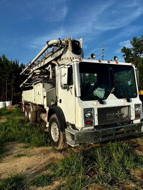 2007 MACK MR600 in Chesapeake, VA