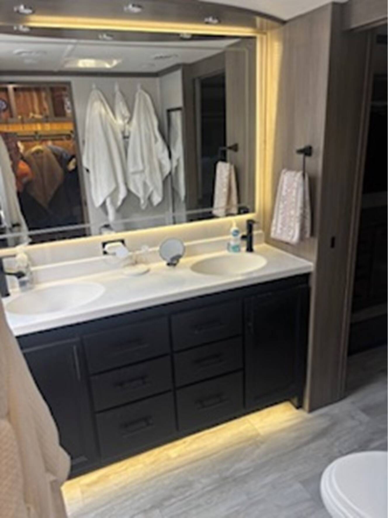 A photo of this 2022 Forest River RIVERSTONE 39RKFB