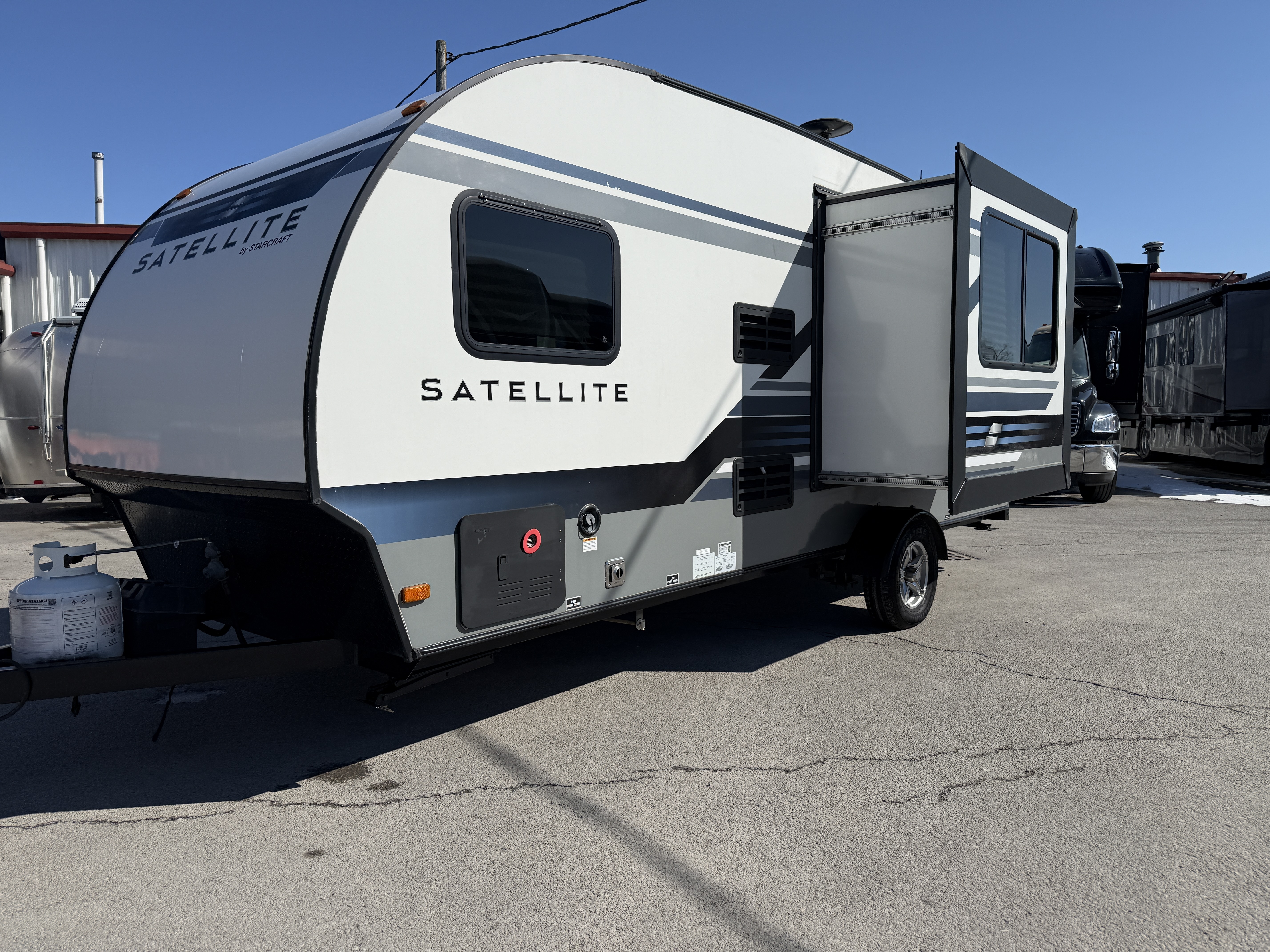 2019 Starcraft SATELLITE 18MK RV