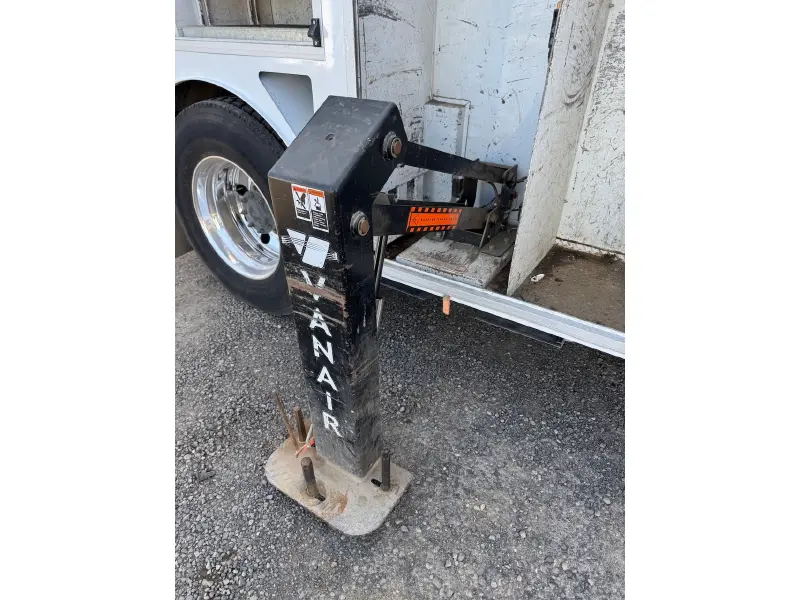 2013 PETERBILT 337
