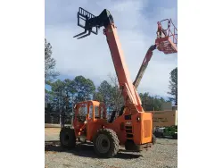 2018 JLG 6036