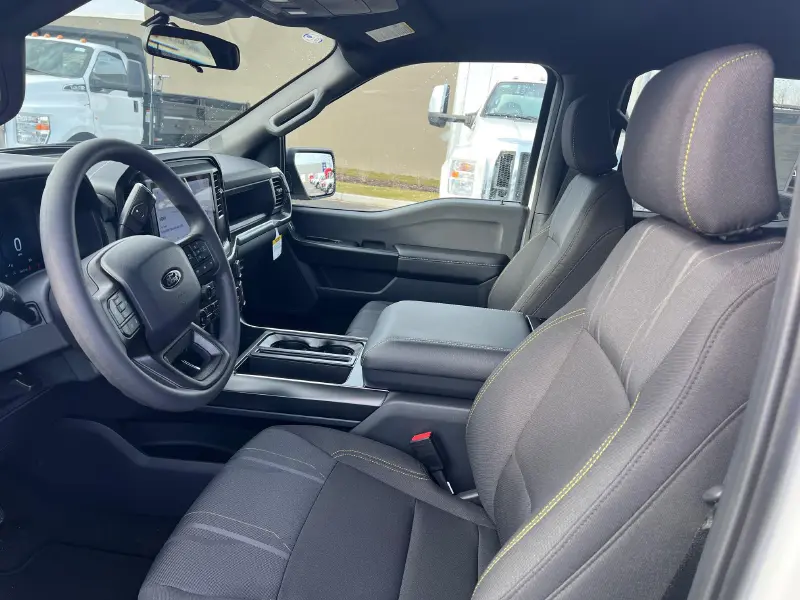 2025 FORD F150