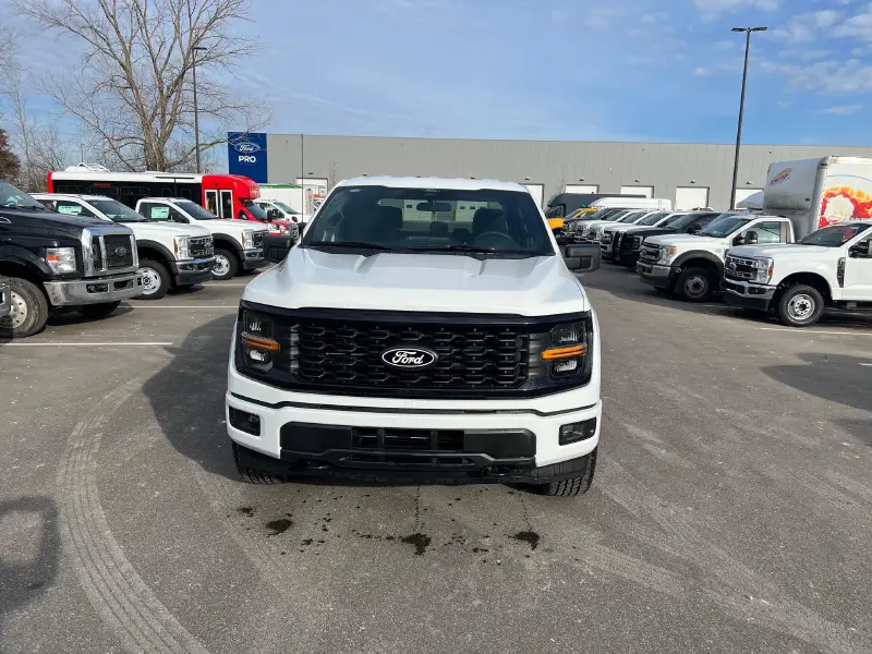 2025 FORD F150