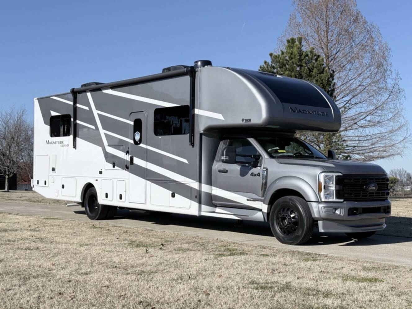 A photo of this 2026 Thor Motor Coach MAGNITUDE GRAND L35