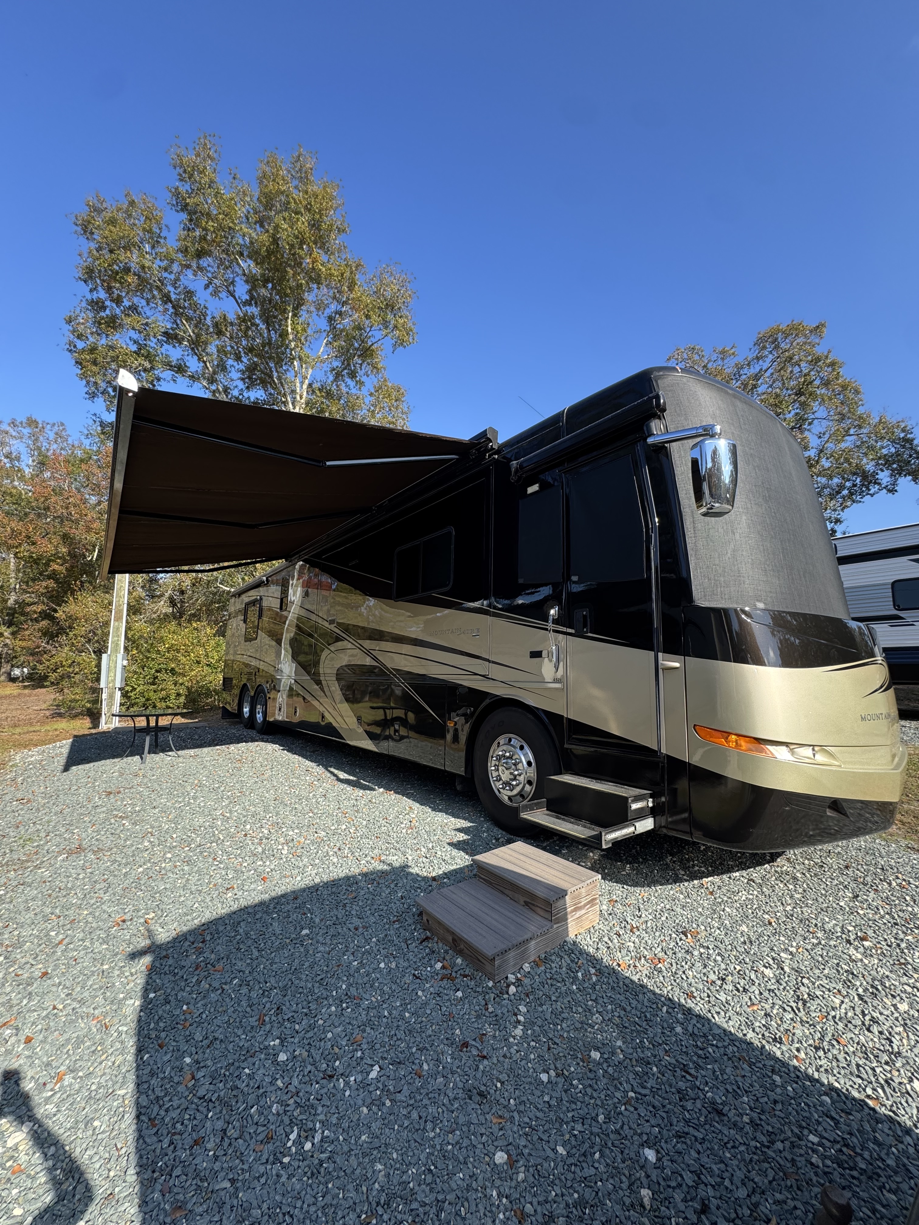 2007 Newmar MOUNTAIN AIRE 4521 RV