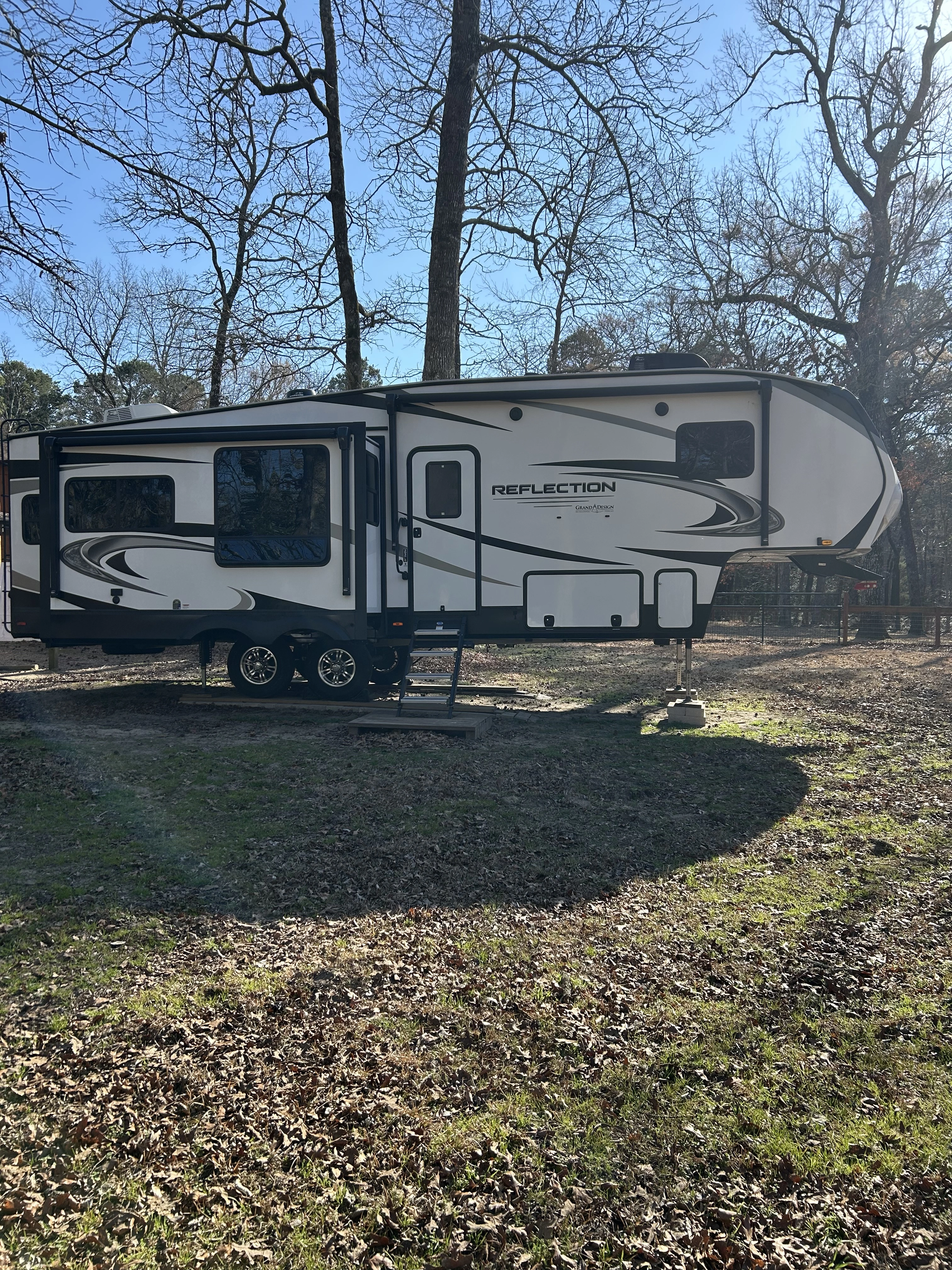 2021 Grand Design REFLECTION 303RLS RV