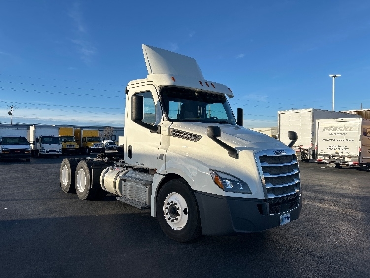 2019 FREIGHTLINER CASCADIA 126 in Boise, ID