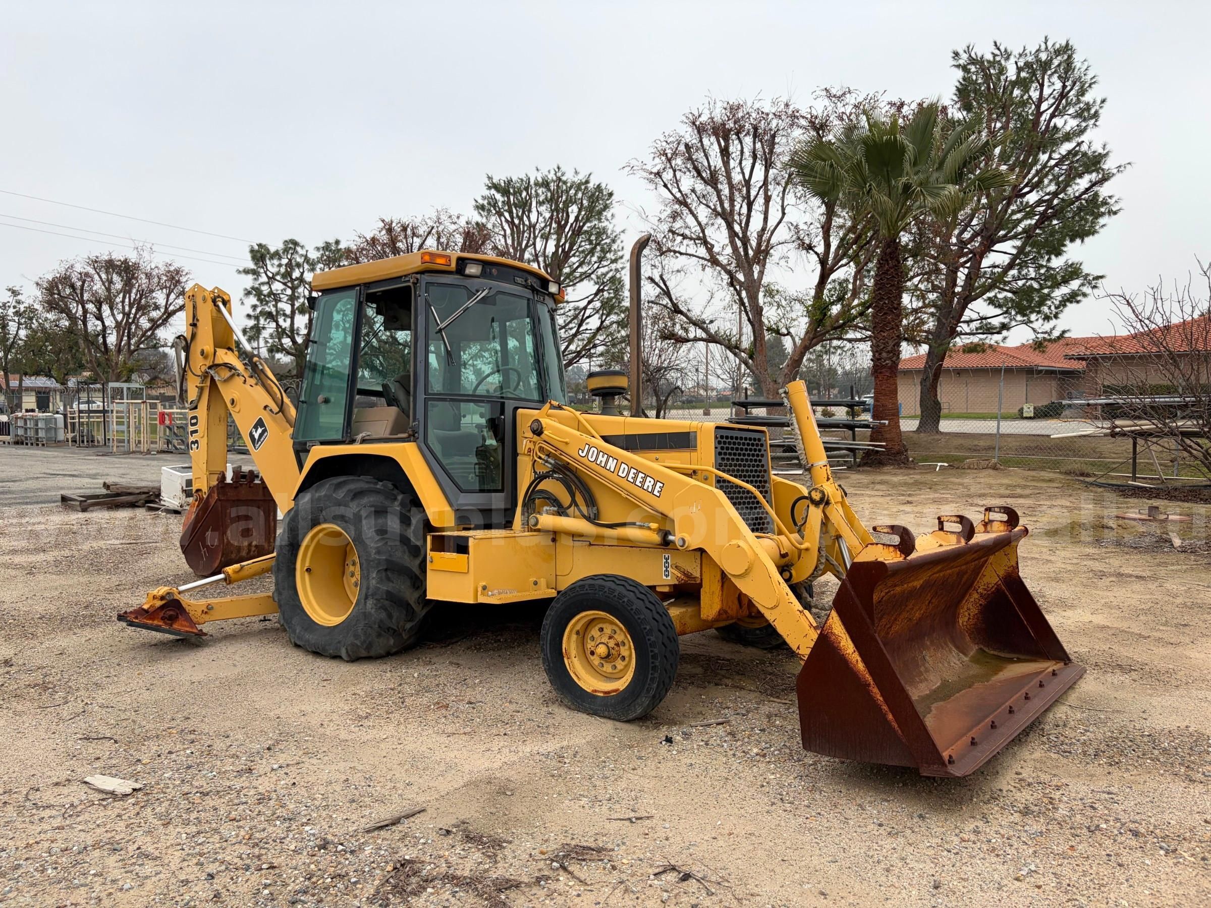 John Deere 310D Backhoe