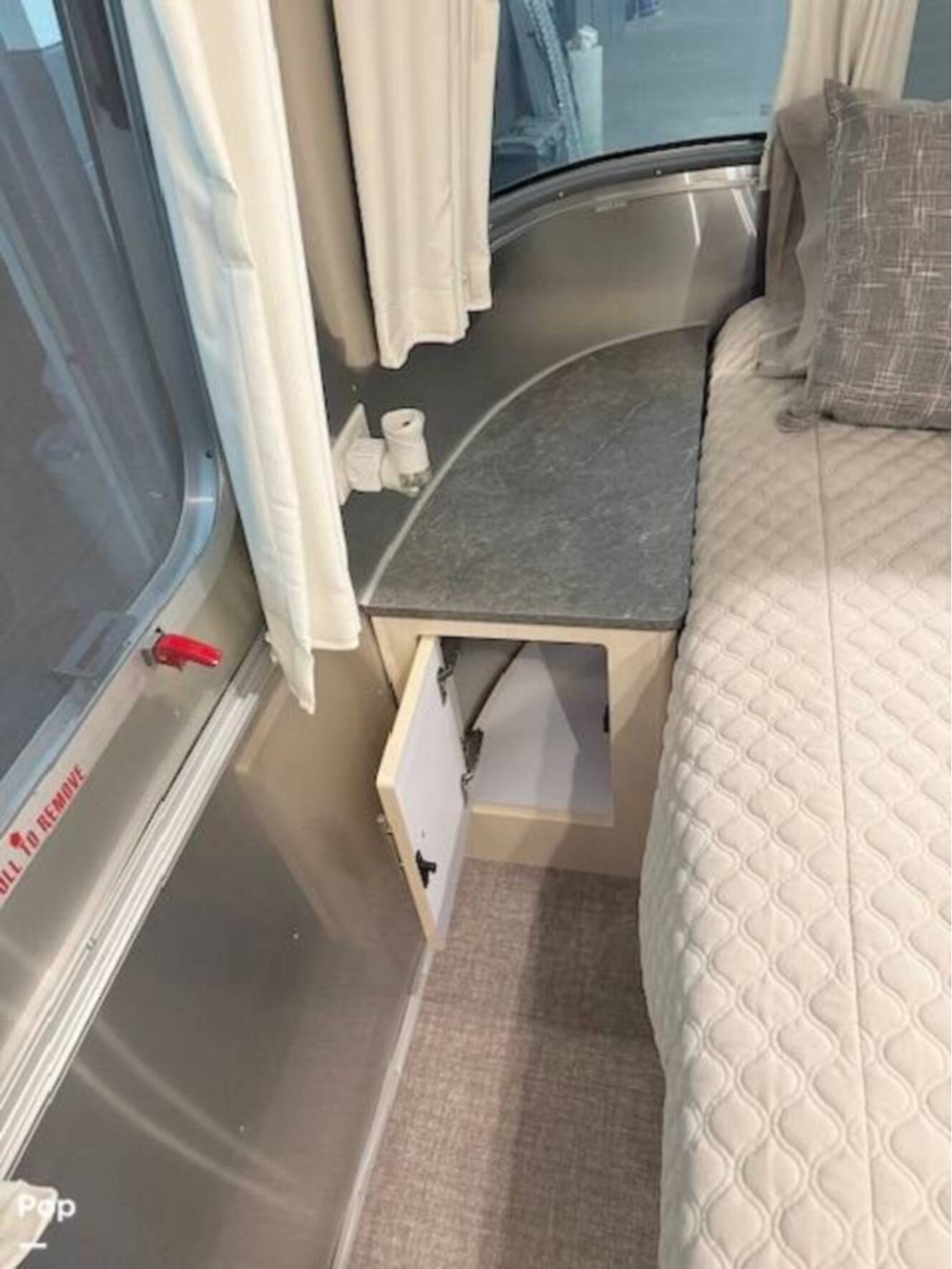 A photo of this 2022 Airstream Flying Cloud 27FB Queen