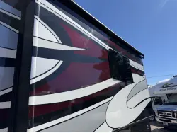 2017 FLEETWOOD PACE ARROW LXE 38F