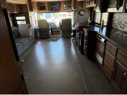 2017 FLEETWOOD PACE ARROW LXE 38F