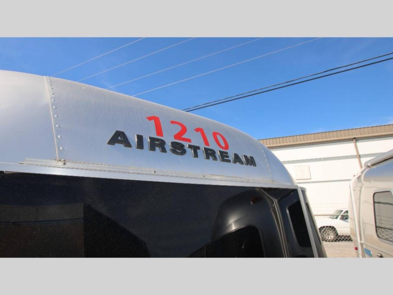 A photo of this 2021 Airstream Globetrotter 27FBT