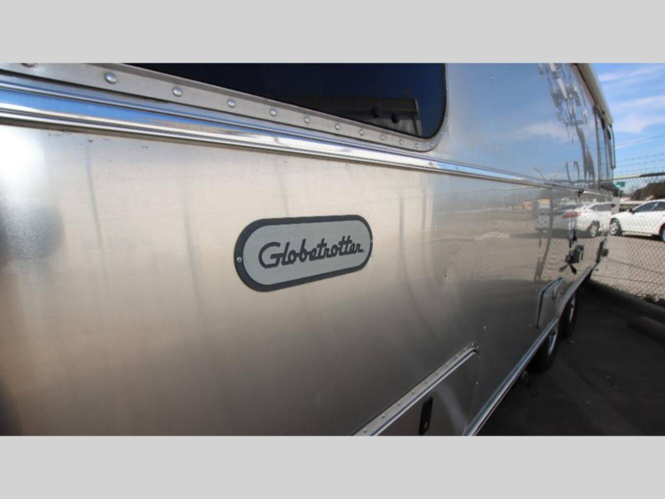 A photo of this 2021 Airstream Globetrotter 27FBT