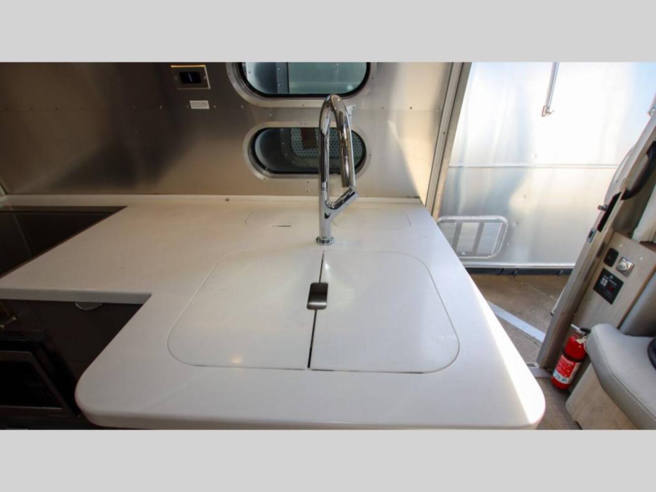 A photo of this 2021 Airstream Globetrotter 27FBT