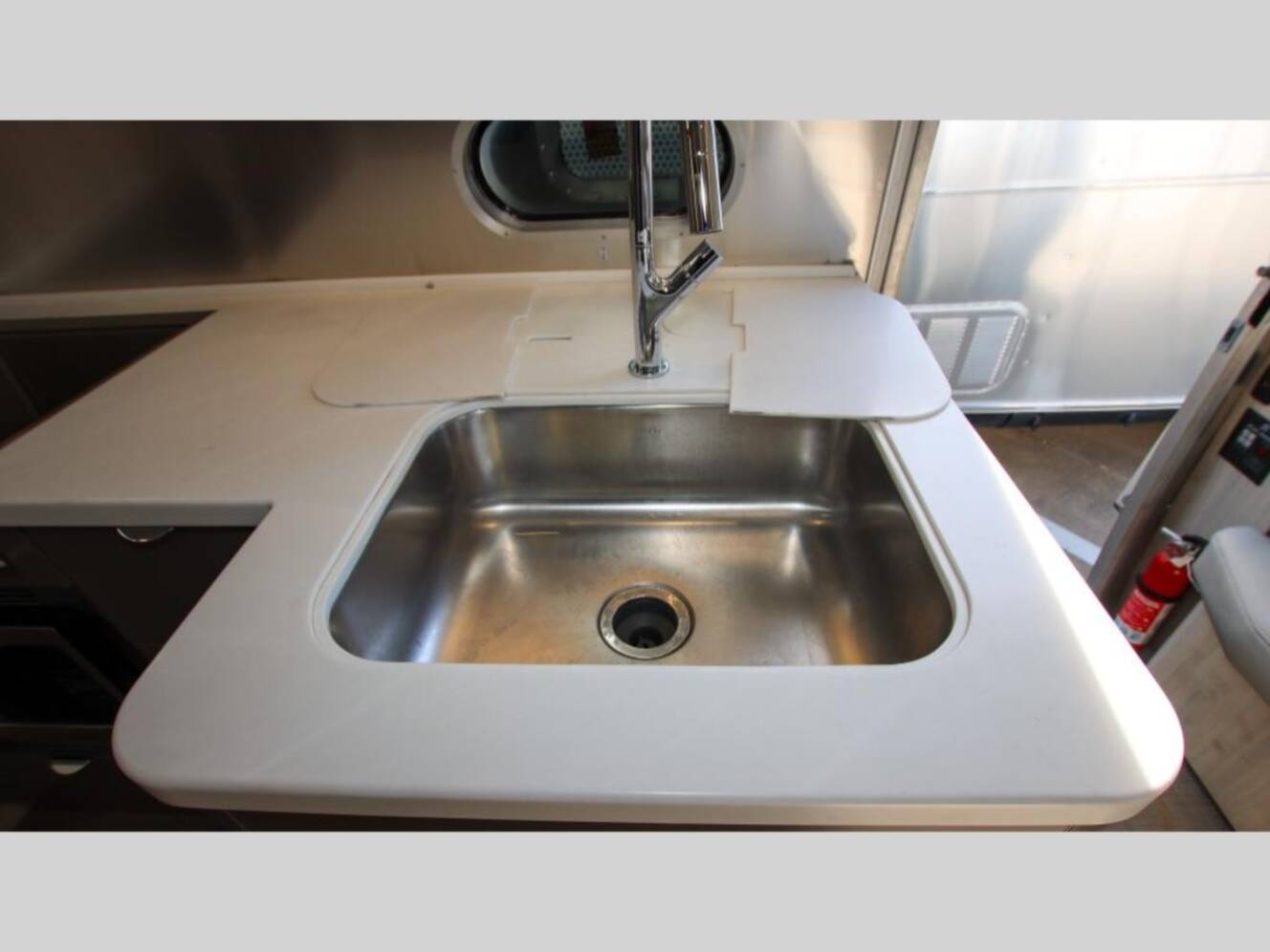 A photo of this 2021 Airstream Globetrotter 27FBT