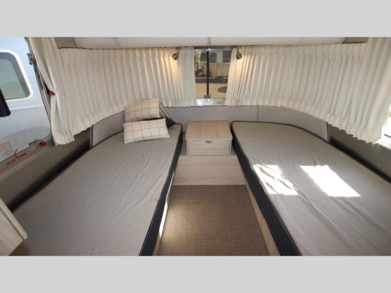 A photo of this 2021 Airstream Globetrotter 27FBT